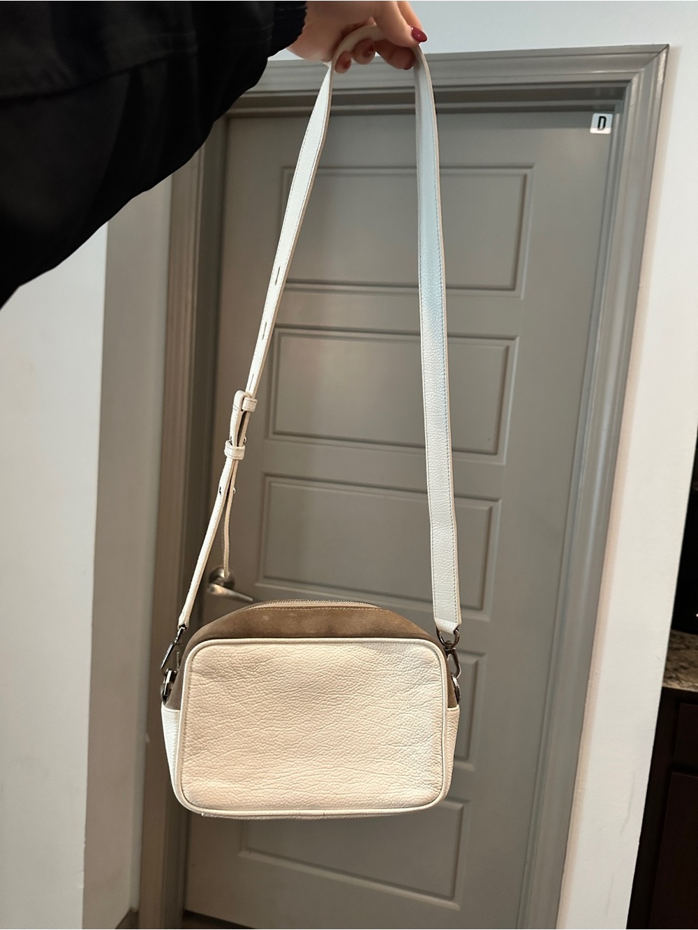 Golden Goose Pearl Star Cream and Suede Crossbody Bag - Picture 3 of 4